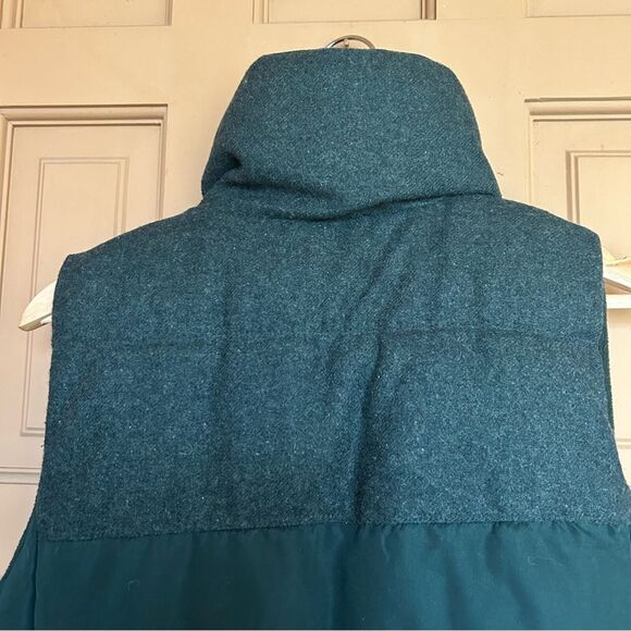 OLD NAVY Women Sz Medium Wool Blend Puffer Vest Green Quilted Zip Up Fleece - Picture 11 of 14